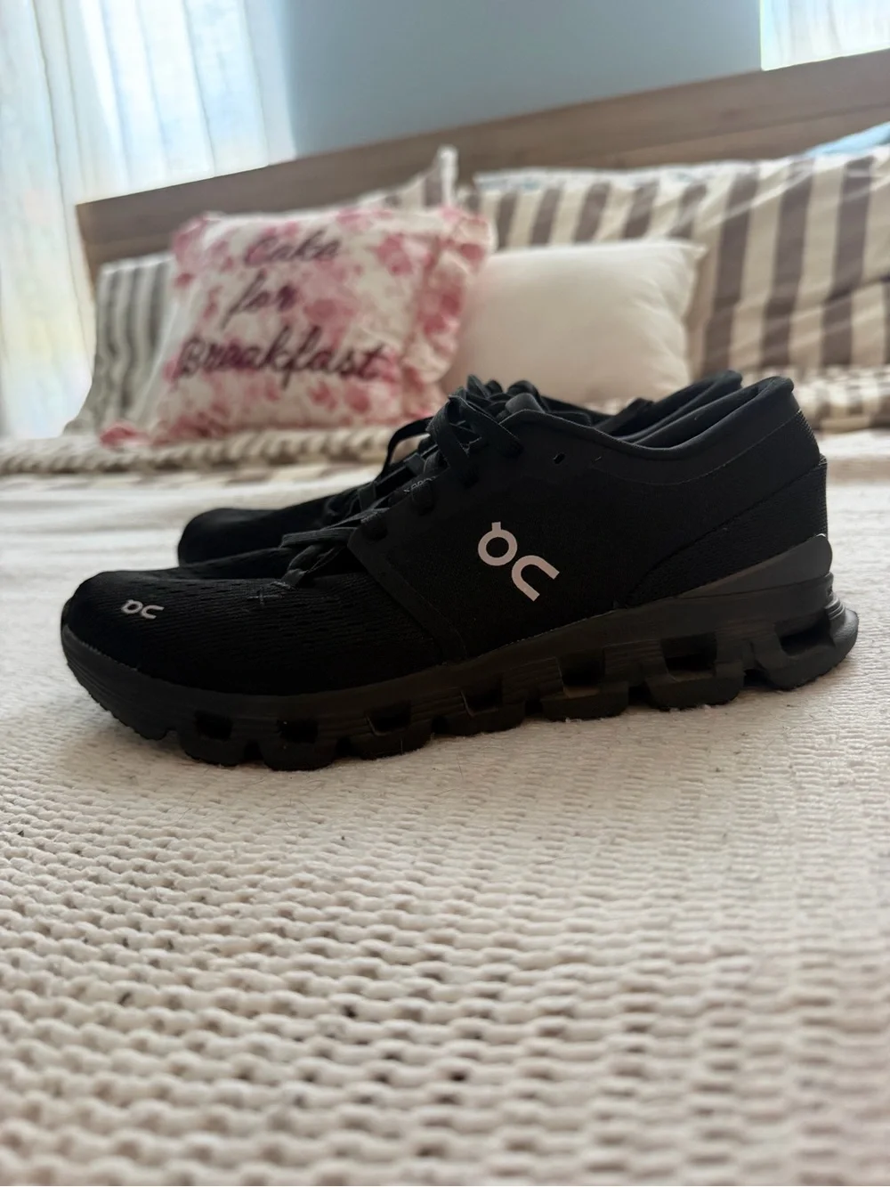 On Cloud Black Running Shoes